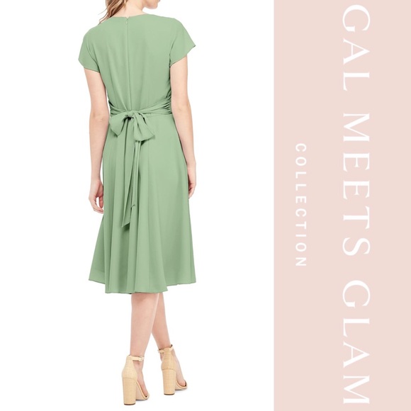 Gal Meets Glam Crisscross Bodice Dress - Picture 3 of 7